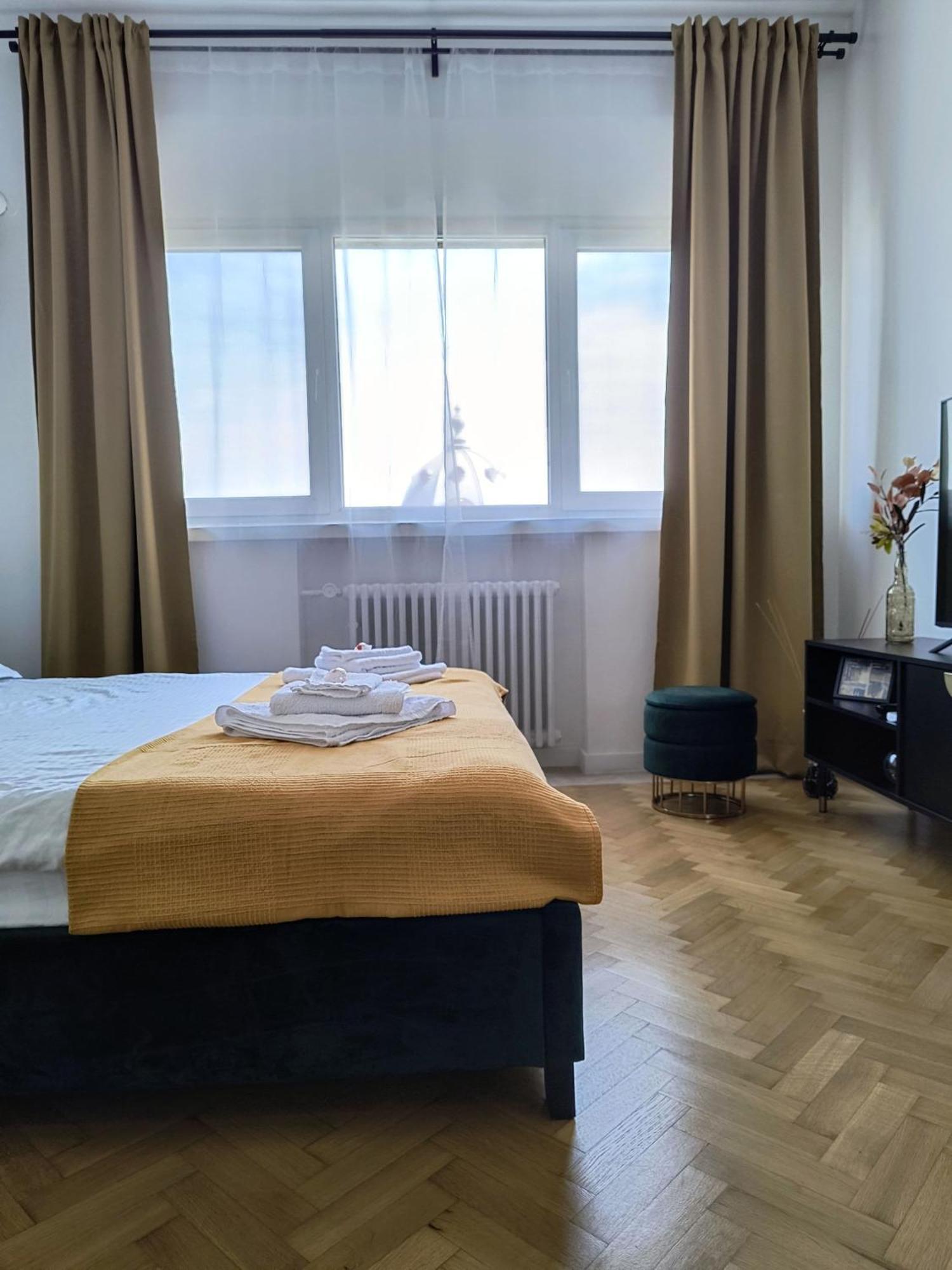 Downtown Forest Boutique Apartament *